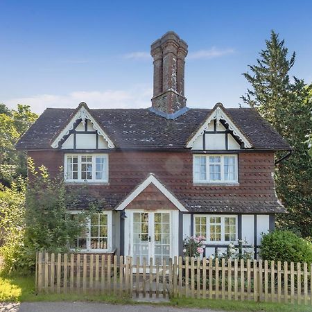 Danny Lodge - Country Cottage Near Brighton By Huluki Sussex Stays Hurstpierpoint 외부 사진